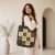 Egyedi patchwork válltáska újrahasznosított textilekből - Narancsvirágos szívek