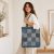 Egyedi patchwork válltáska újrahasznosított textilekből - Klasszikus farmerkocka
